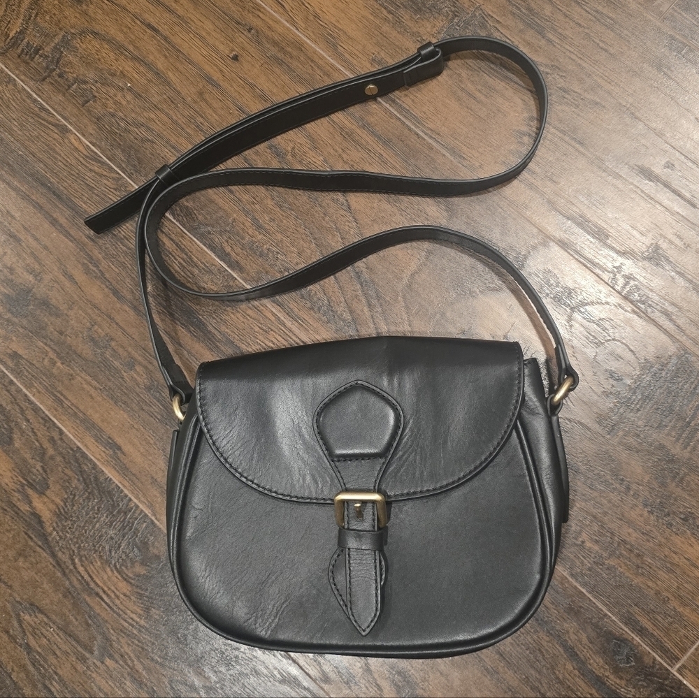 Banana Republic | Black Leather Shoulder Bag